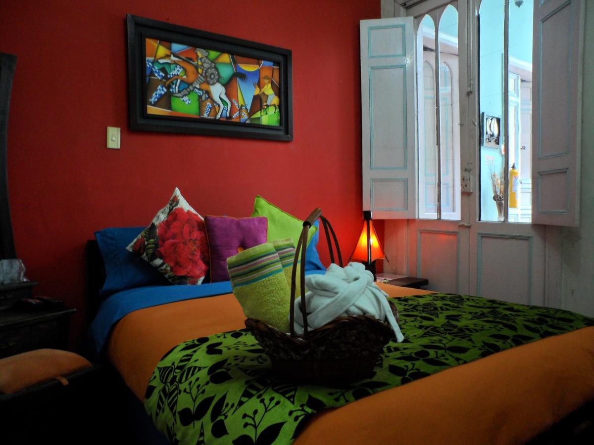 Zohar Hostel โบโกตา ภายนอก รูปภาพ