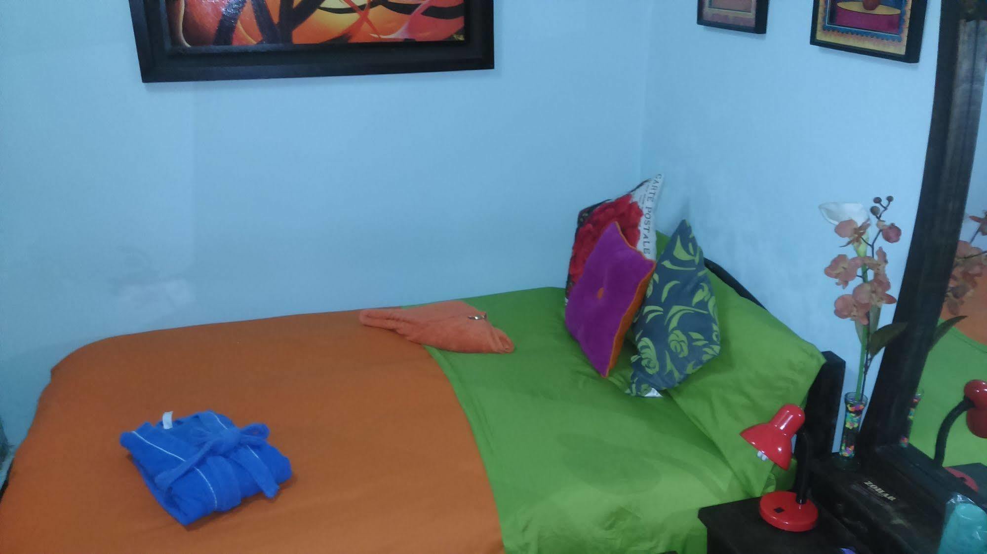 Zohar Hostel โบโกตา ภายนอก รูปภาพ