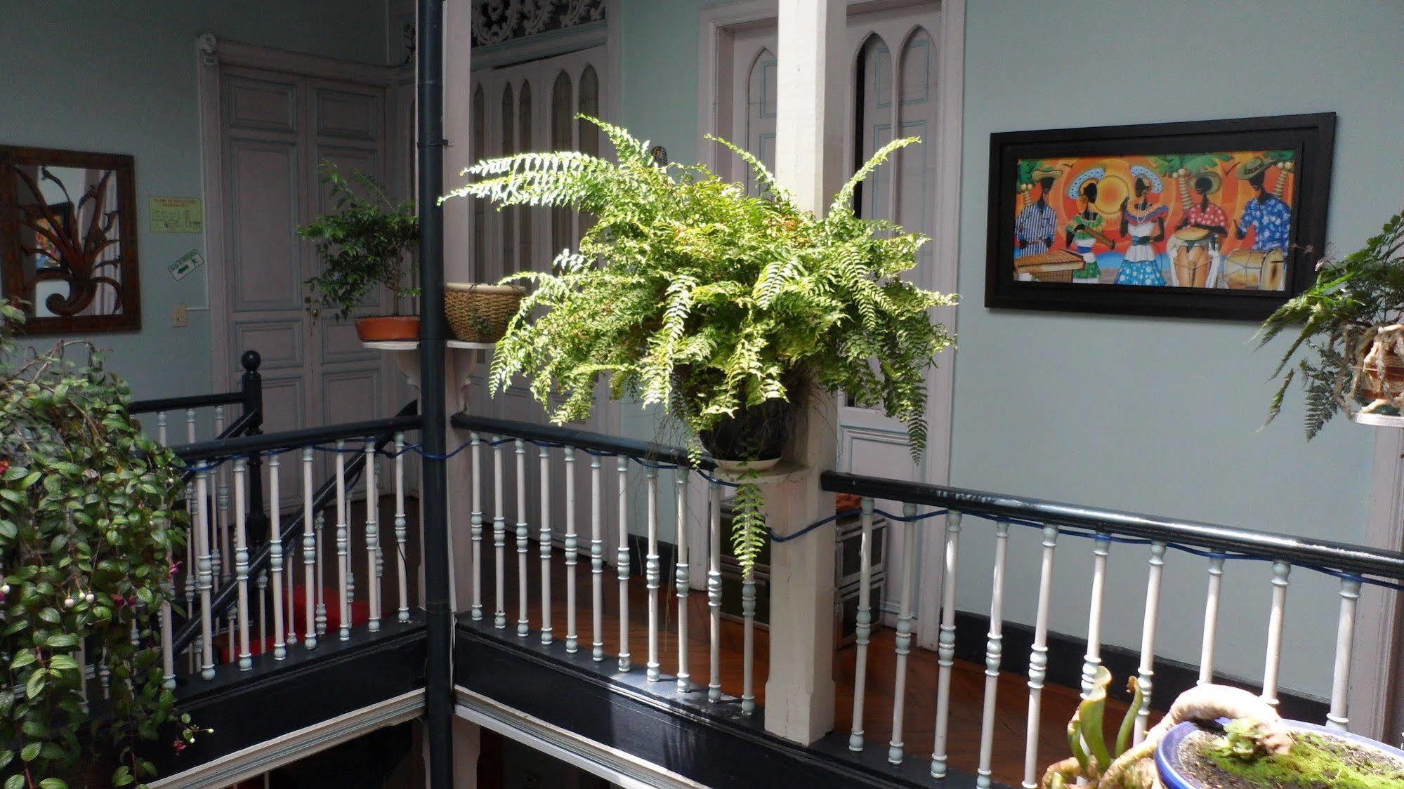 Zohar Hostel โบโกตา ภายนอก รูปภาพ